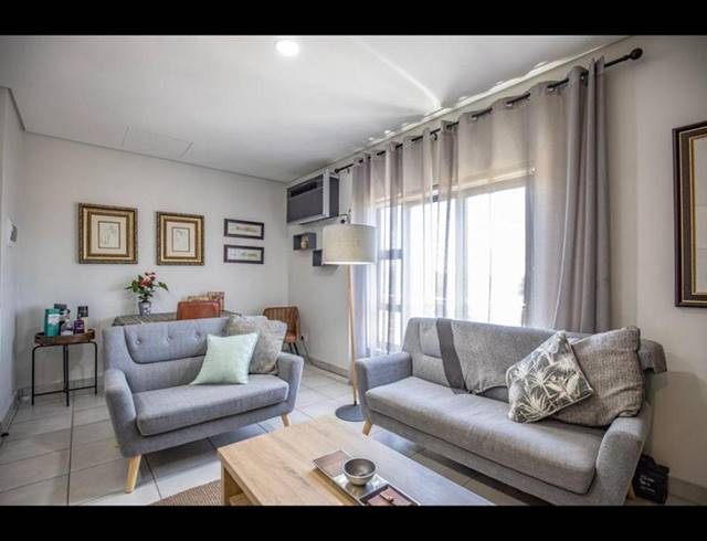 1 BEDROOM APARTMENT FOR SALE IN MENLO PARK